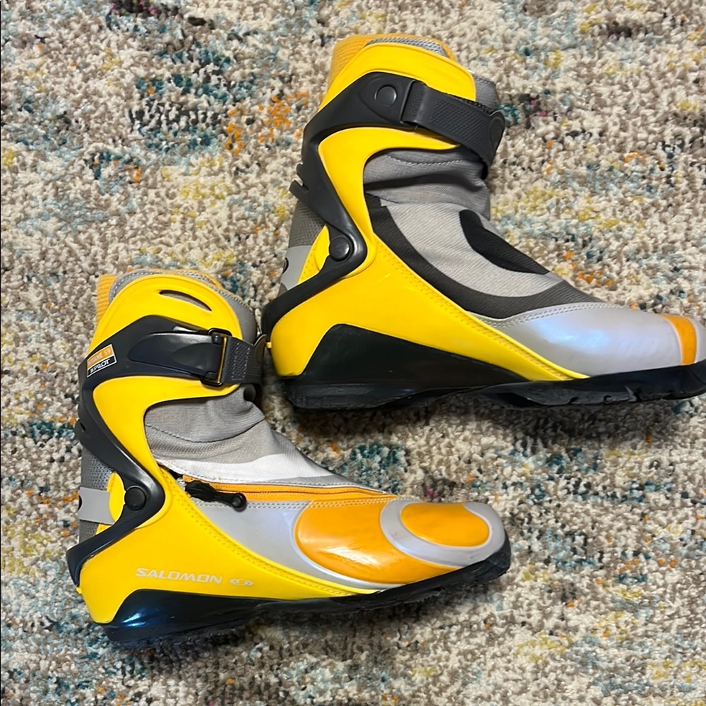 Salomon Vitane S9 Cross Country Ski Boots 40